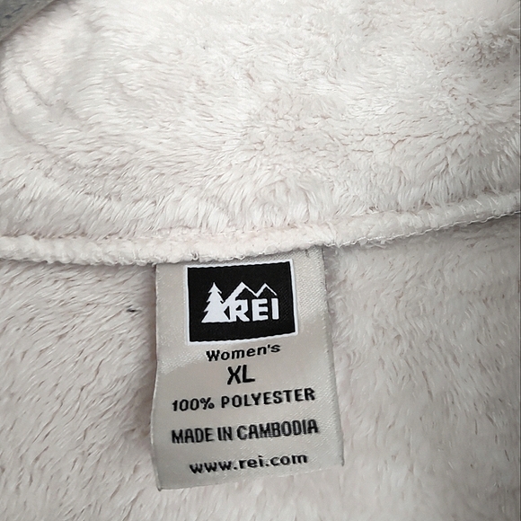 ~~REI🤍Floral Fleece~~ - Picture 7 of 8